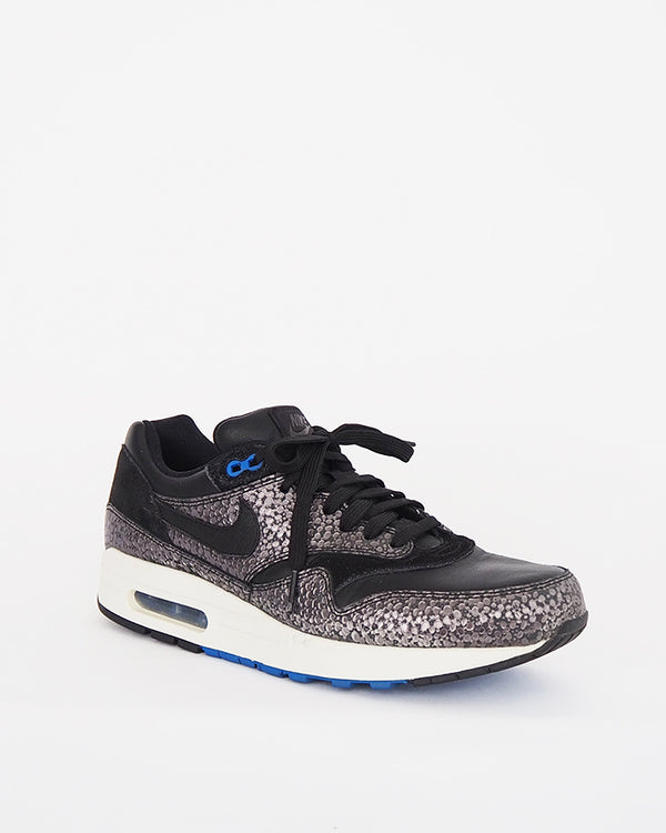 Nike Air Max 1 Deluxe black safari sneakers with cobalt blue detail and sole(2014).