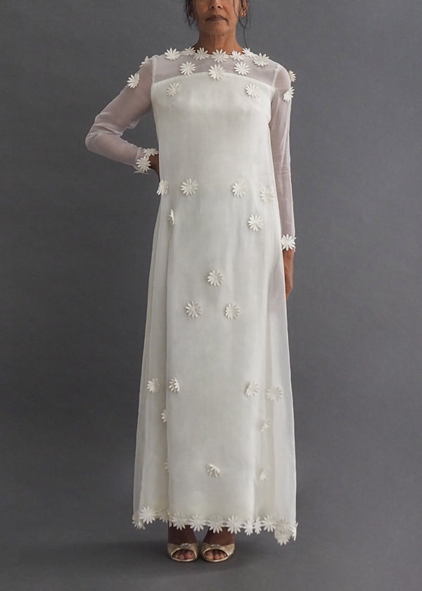 VINTAGE MID-CENTURY DAISY BRIDAL GOWN - 2pc Ankle length, long sleeve, shift-style gown with tulle overlay with strategically placed applique daisies.